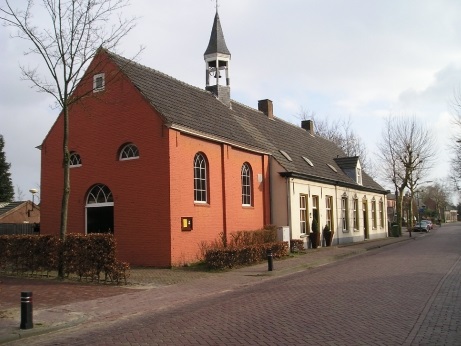 Hervormde kerk Hoogeloon.jpg