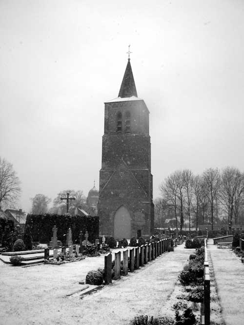 Oude pancratiuskerk Hoogeloon 2.jpg