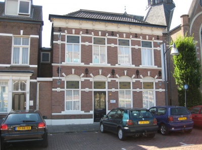 HerenhuisKerkstraat.jpg